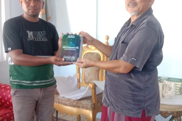 Penyerahan Buku