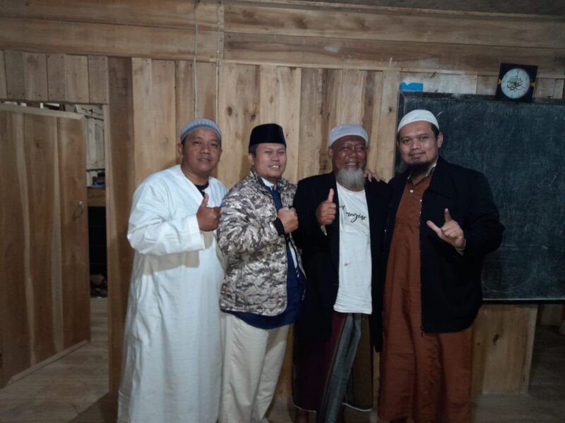 Dewan Penasehat Gaza safari dakwah ke tempat Kyai Endang Sumpena, pengasuh Pondok Pesantren Daru Syifa, Taraju Tasikmalaya