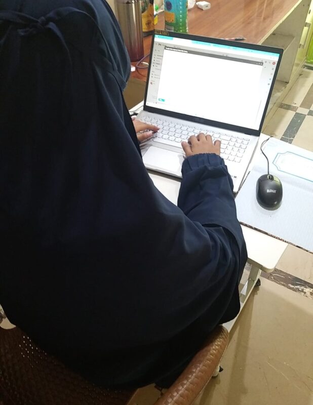 Pembawa pesan Al Mubasyirot sedang bekerja menyebarkan mimpi ke seluruh dunia